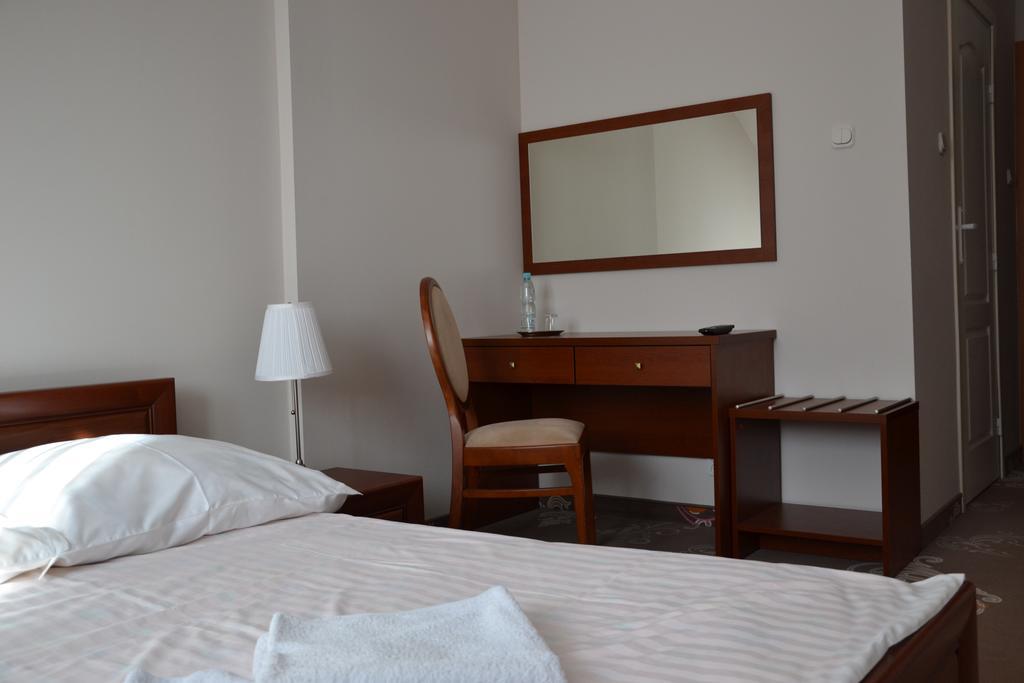 Hotel&Restauracja Złote Runo Góra Kalwaria Habitación foto